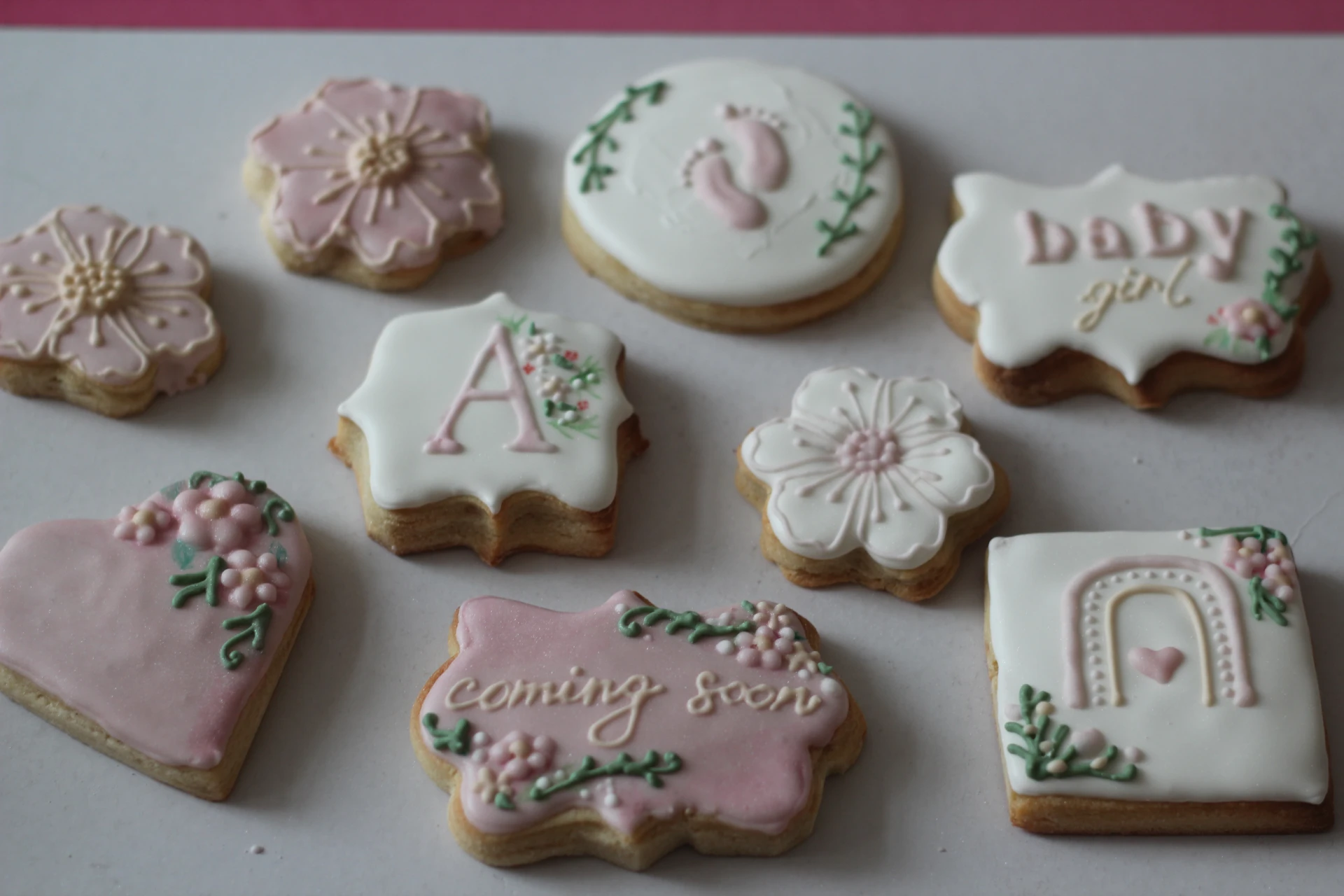 Baby shower biscuits